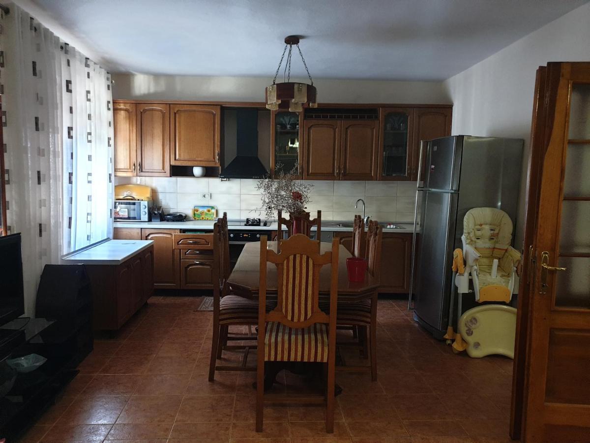 Vila Koltrina Shkoder Luaran gambar