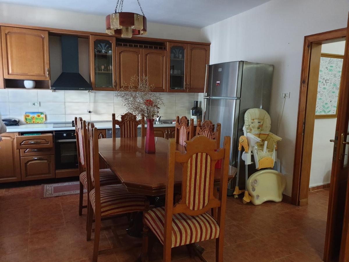Vila Koltrina Shkoder Luaran gambar